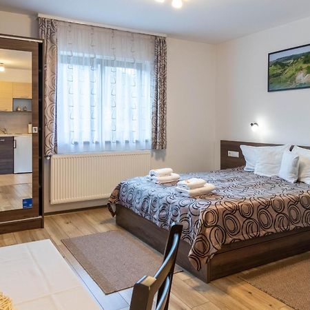 Casa Tofi Vendégház Praid Esterno foto