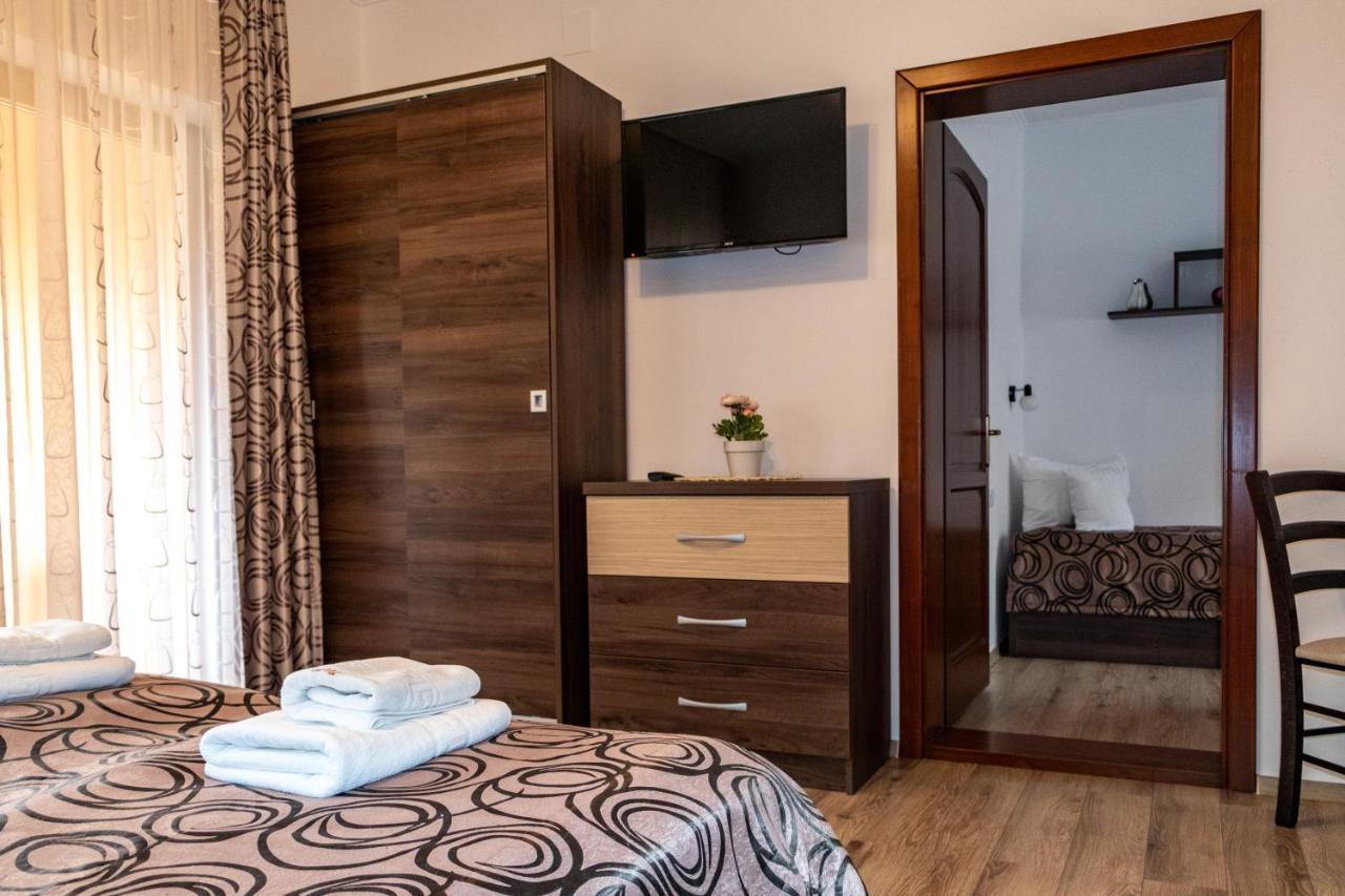 Casa Tofi Vendégház Praid Esterno foto