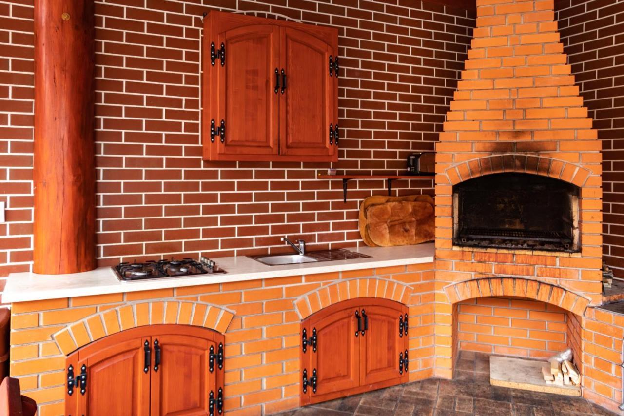 Casa Tofi Vendégház Praid Esterno foto