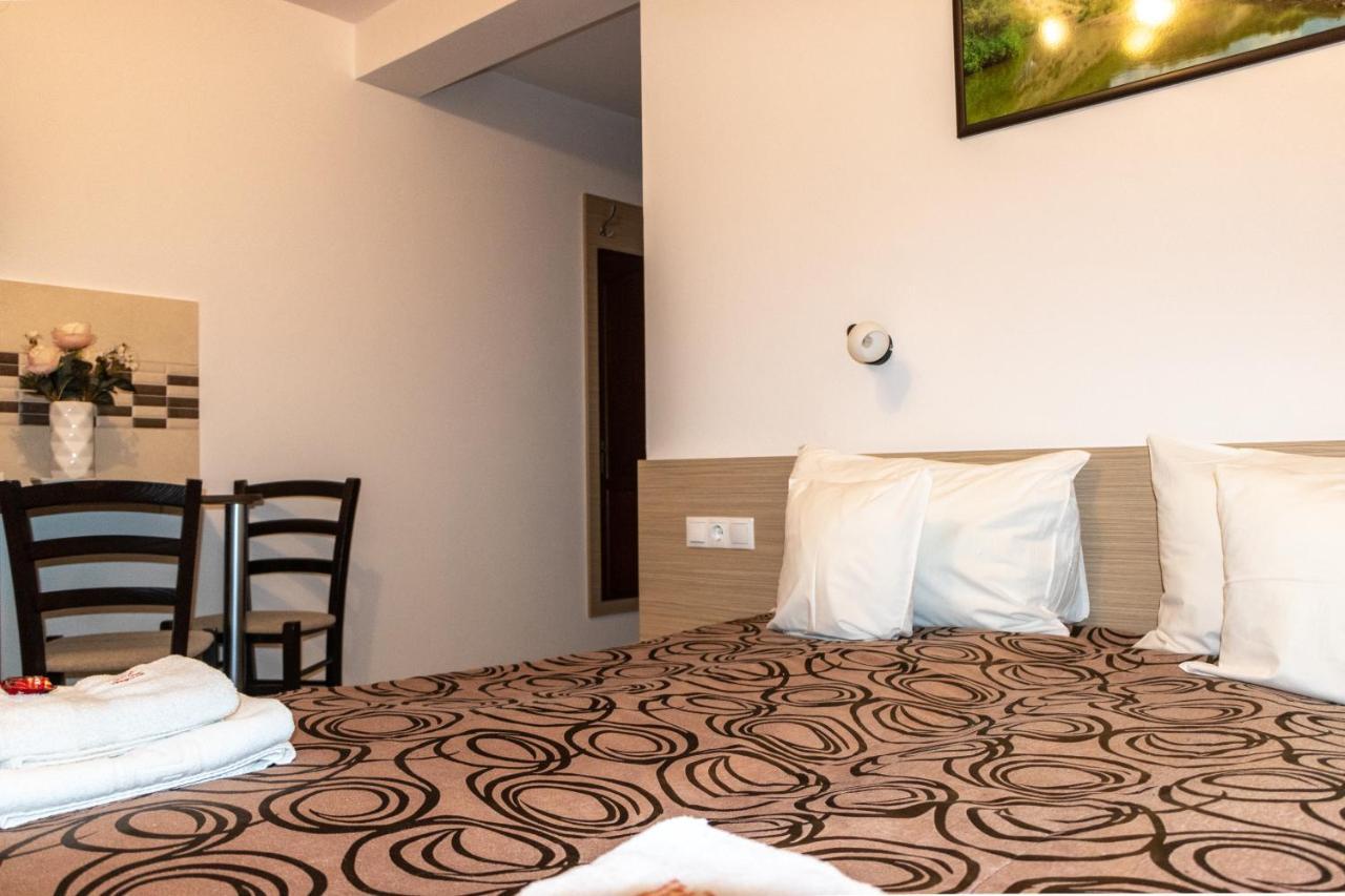 Casa Tofi Vendégház Praid Esterno foto